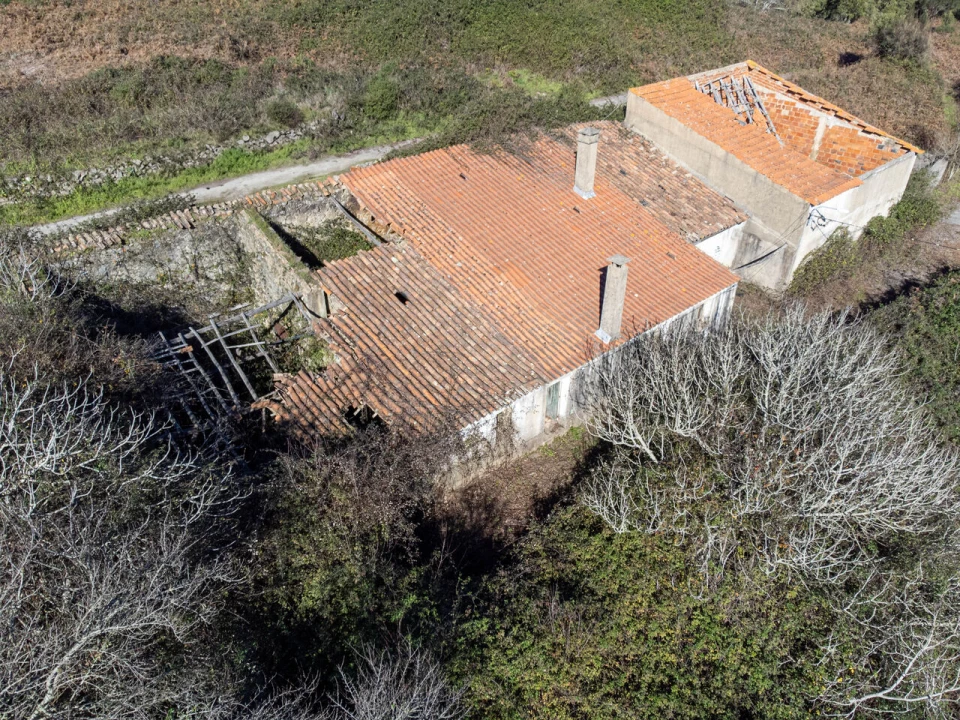 Quinta T0 para Venda em Monchique Foto 2