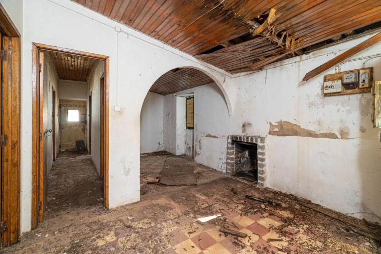 Quinta T0 para Venda em Monchique Foto 11