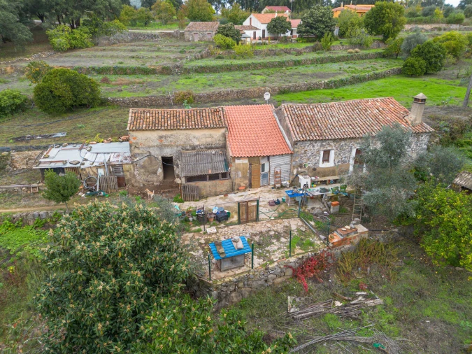 Quinta T0 para Venda em Monchique Foto 2