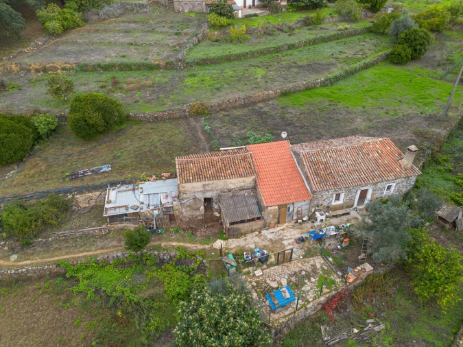 Quinta T0 para Venda em Monchique Foto 4