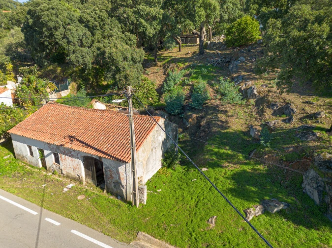 Moradia T0 para Venda em Monchique Foto 8