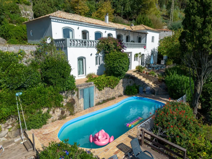 Moradia T4 para Venda em Monchique Foto 4