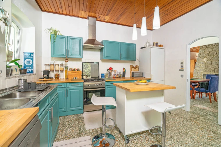 Moradia T4 para Venda em Monchique Foto 6