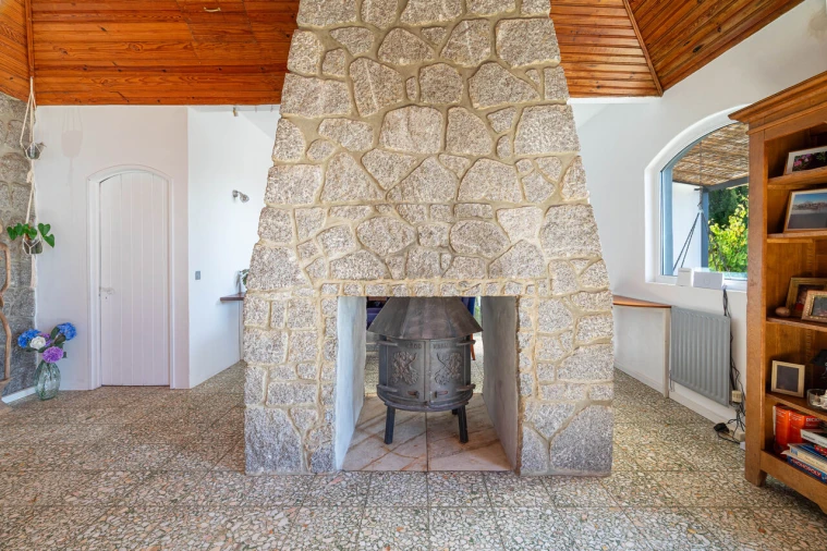 Moradia T4 para Venda em Monchique Foto 10