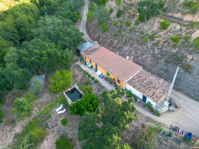 Quinta T2 para Venda em Monchique Foto 6