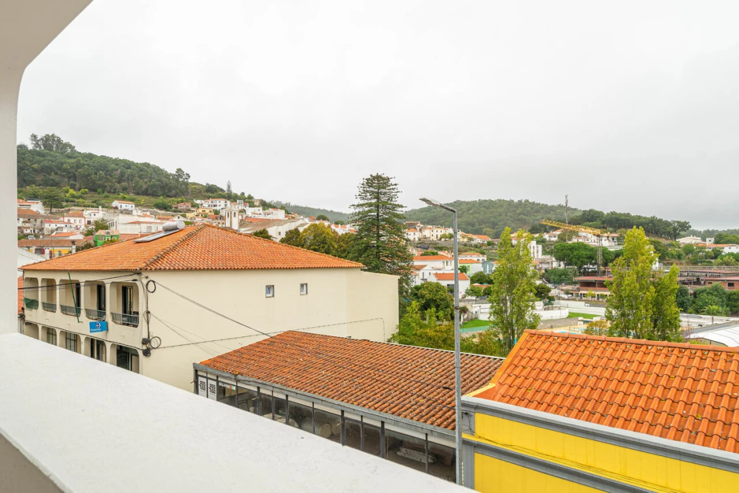Apartamento T2 para Venda em Monchique Foto 28