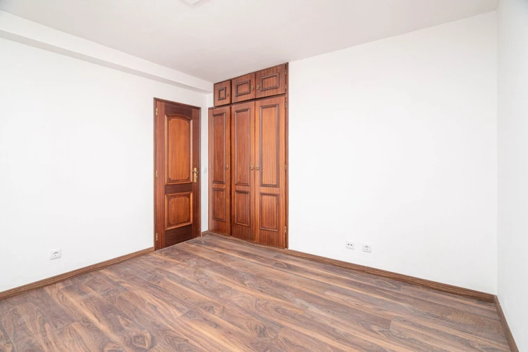 Apartamento T2 para Venda em Monchique Foto 8