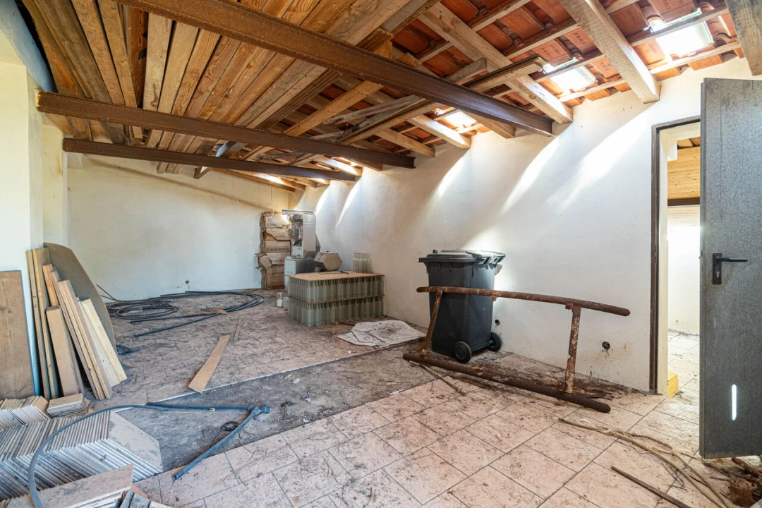 Quinta T0 para Venda em Monchique Foto 14