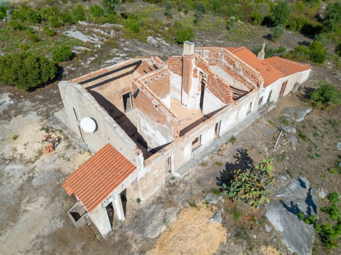 Quinta T0 para Venda em Monchique Foto 6