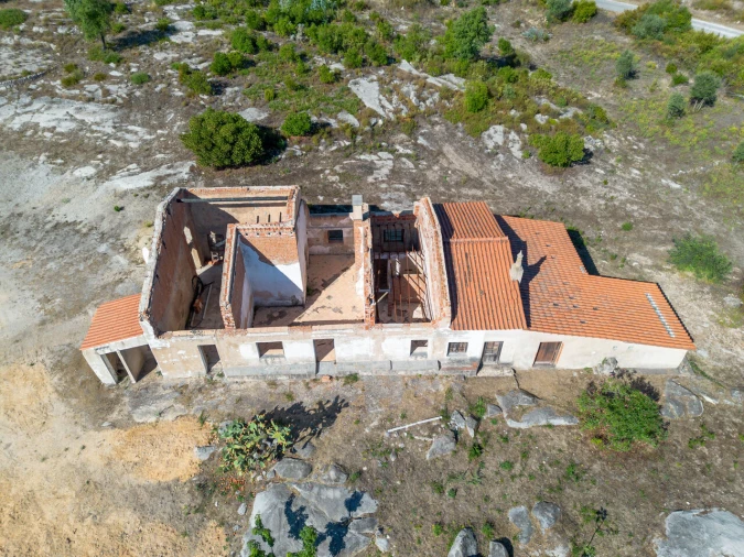 Quinta T0 para Venda em Monchique Foto 5