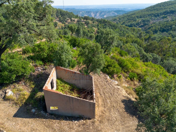 Quinta T0 para Venda em Monchique Foto 15