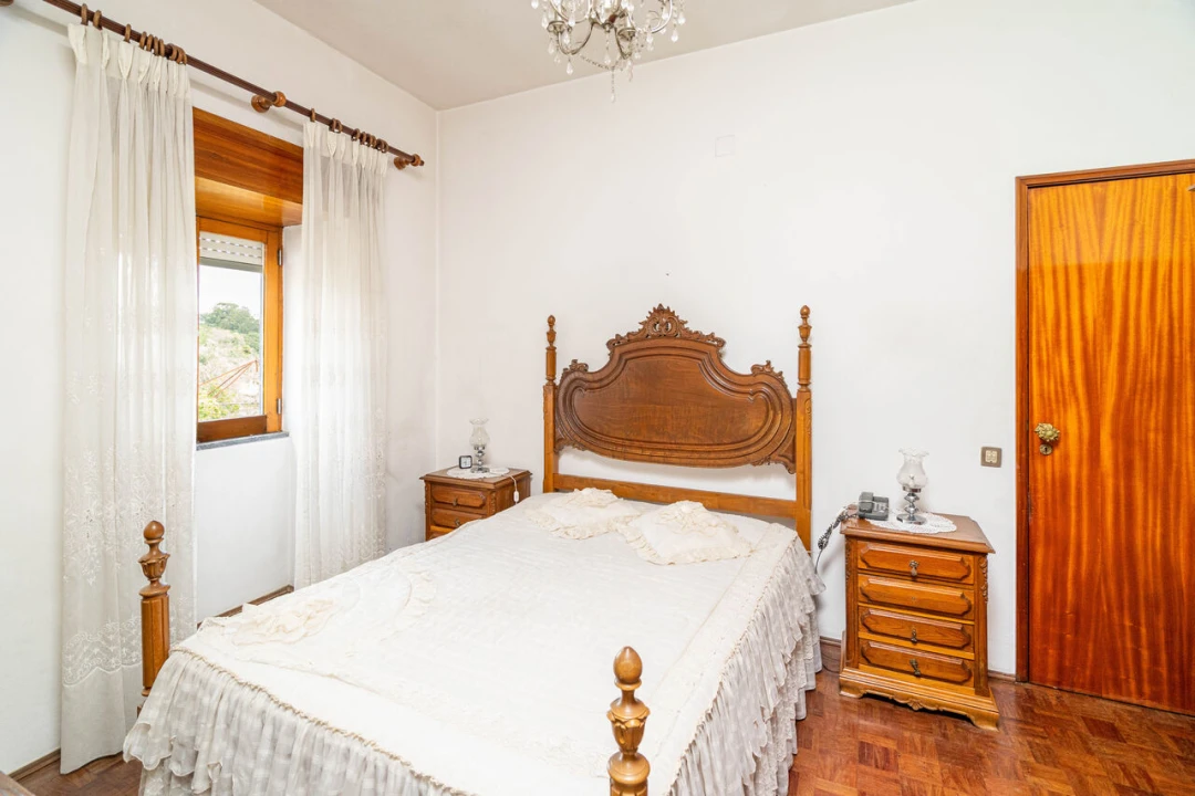 Moradia T4 para Venda em Monchique Foto 16