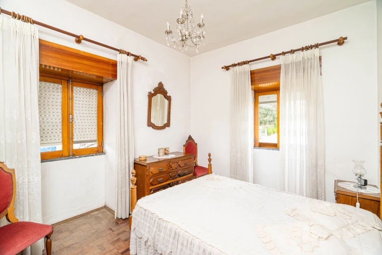 Moradia T4 para Venda em Monchique Foto 33