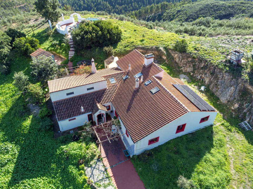 Quinta T4 para Venda em Monchique Foto 1