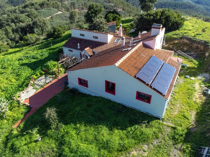 Quinta T4 para Venda em Monchique Foto 4