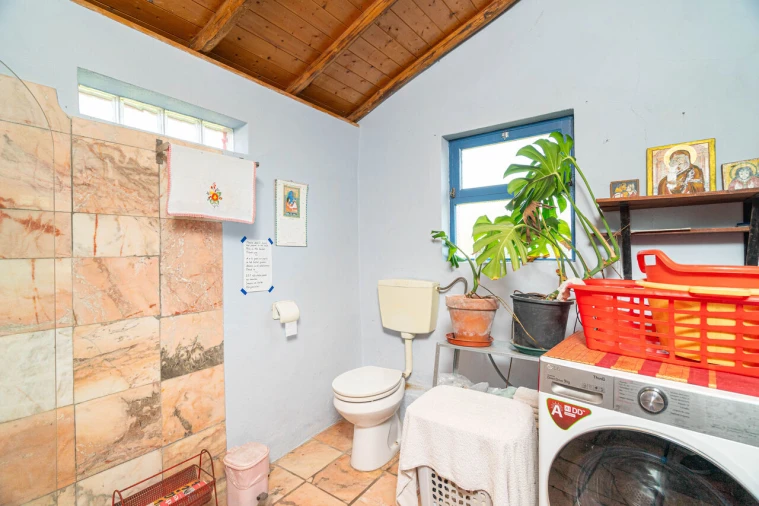 Quinta T4 para Venda em Monchique Foto 21