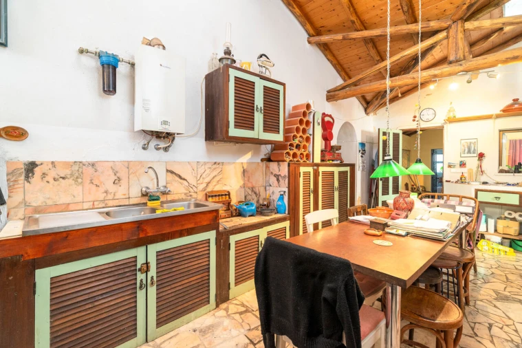 Quinta T4 para Venda em Monchique Foto 17