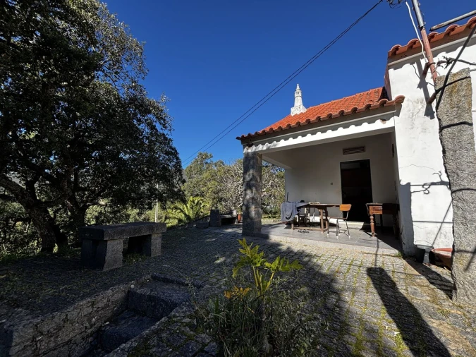 Quinta T2 para Venda em Monchique Foto 6