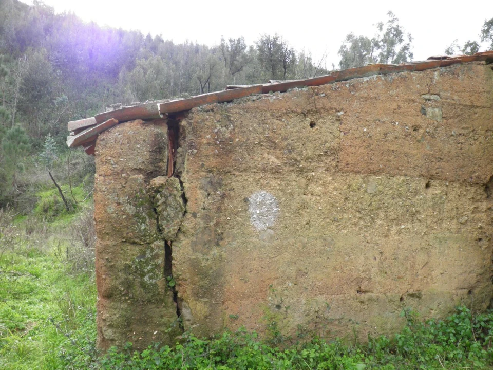 Quinta T0 para Venda em Monchique Foto 4