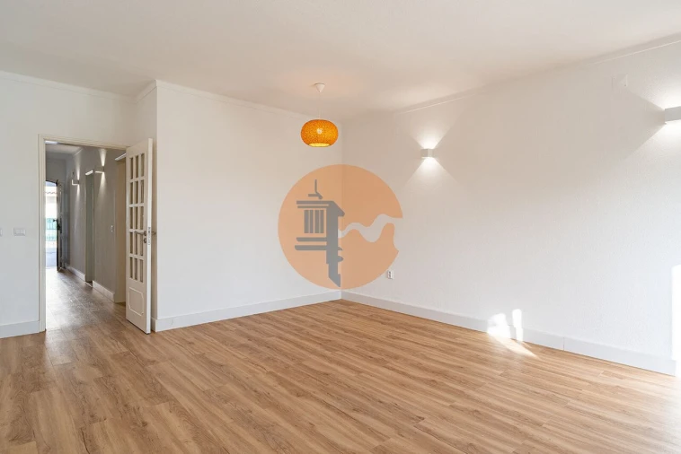 Moradia T2 para Venda em Altura Foto 9