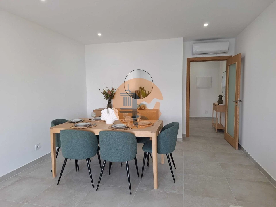 Apartamento T2 para Venda em Armação de Pera Foto 11