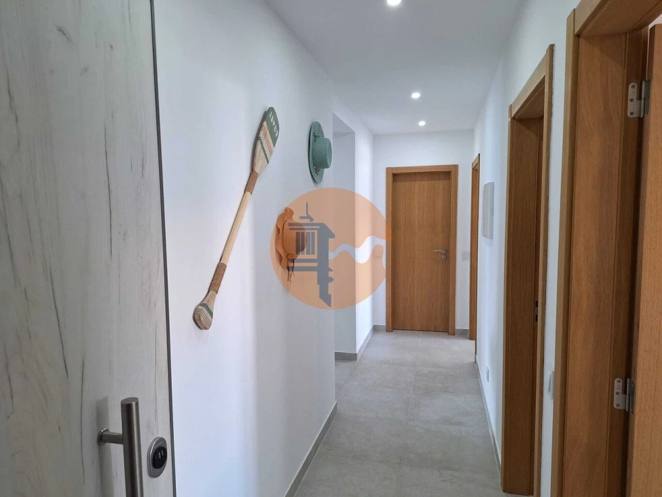 Apartamento T2 para Venda em Armação de Pera Foto 5