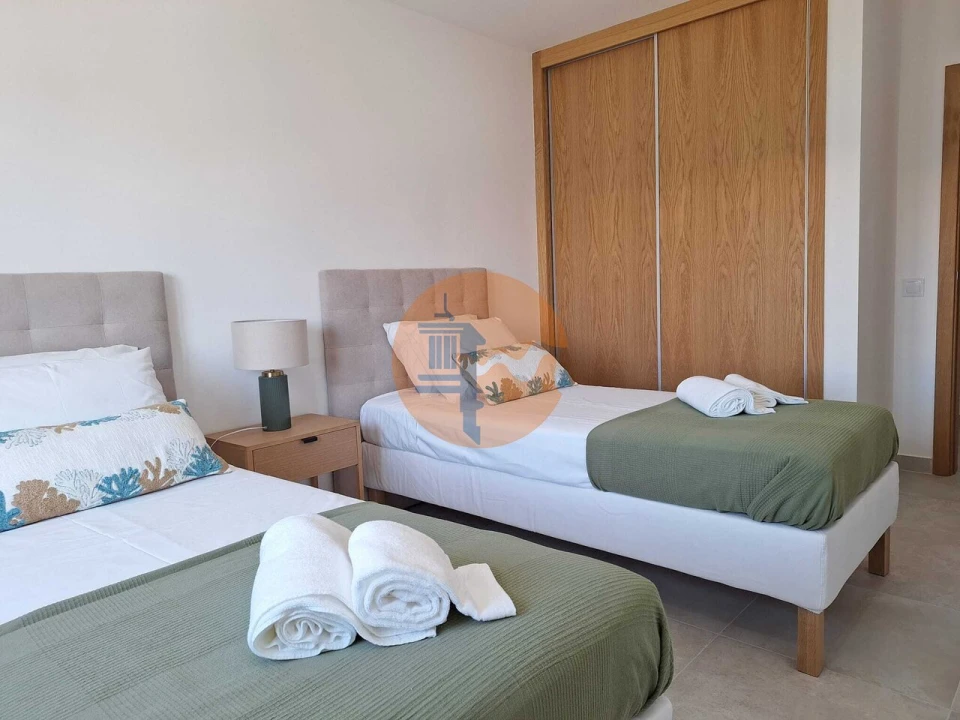 Apartamento T2 para Venda em Armação de Pera Foto 7