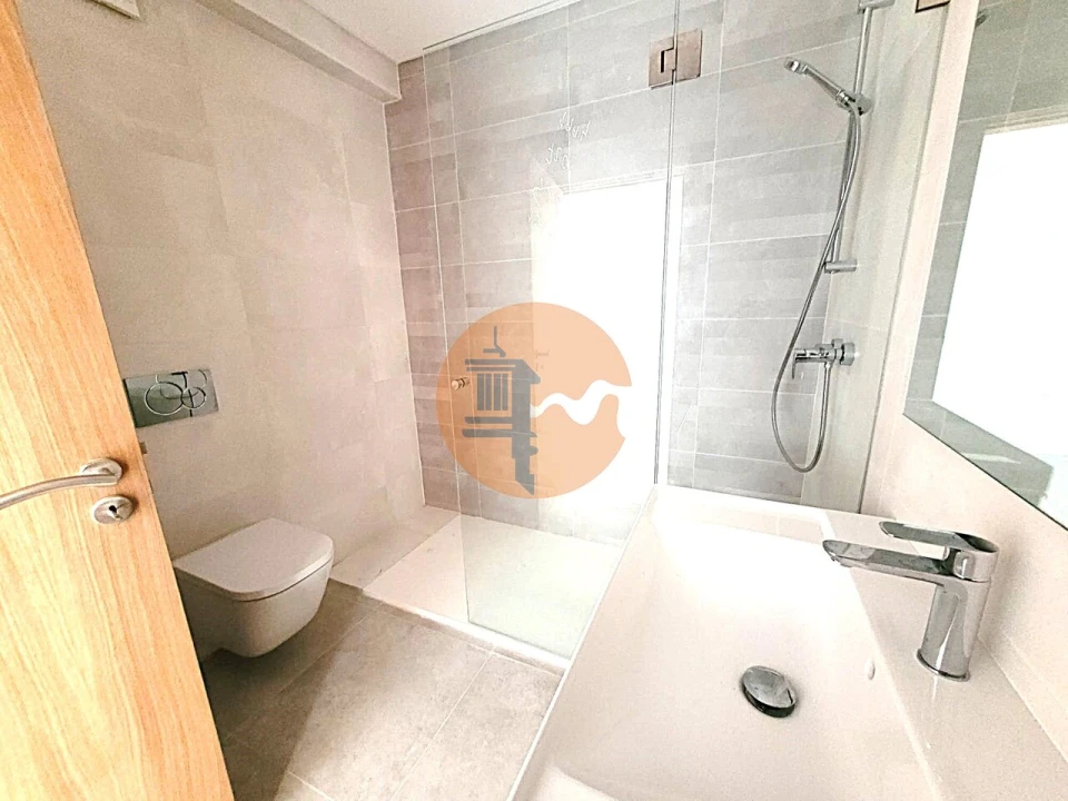 Apartamento T2 para Venda em Armação de Pera Foto 8