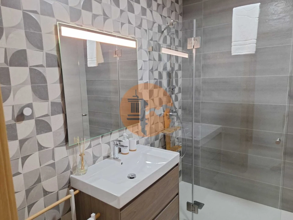 Apartamento T2 para Venda em Armação de Pera Foto 35