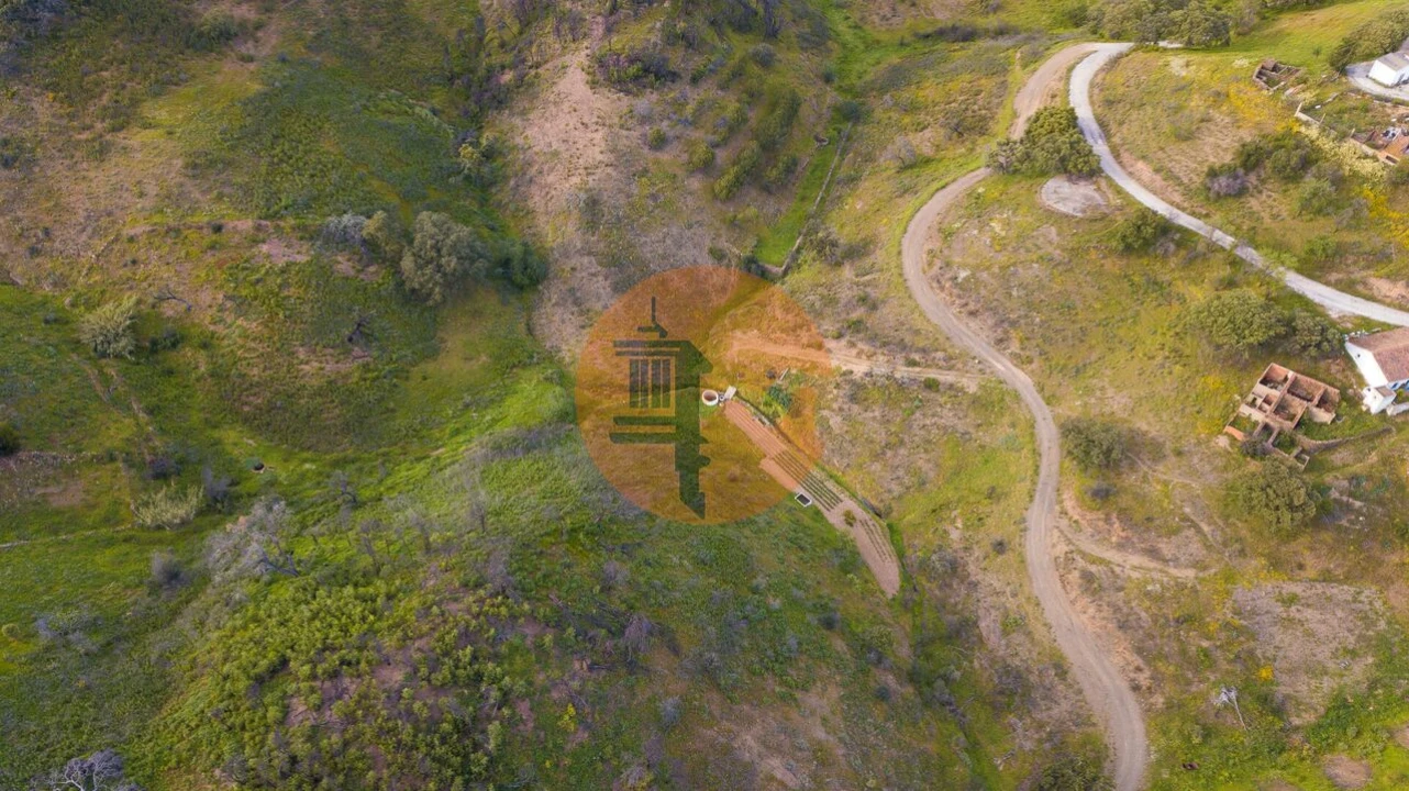 Terreno para Venda em Azinhal Foto 1