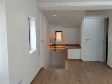 Prédio para Venda em Santa Maria Maior