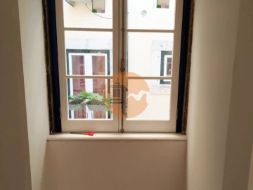 Prédio para Venda em Santa Maria Maior