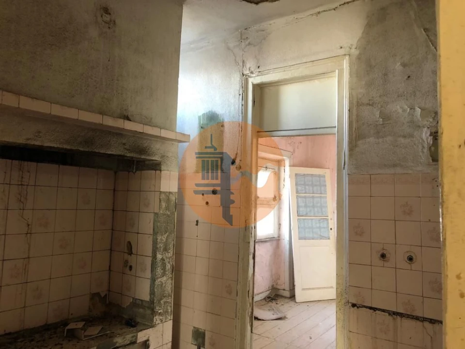 Prédio para Venda em Santa Maria Maior Foto 15