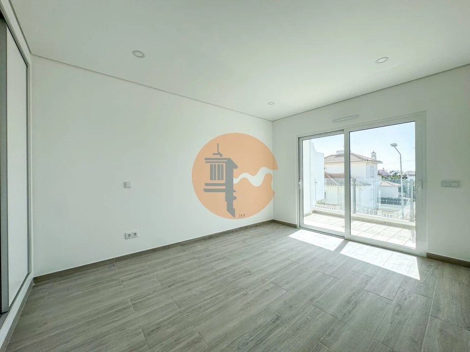 Apartamento T3 para Venda em Altura Foto 16