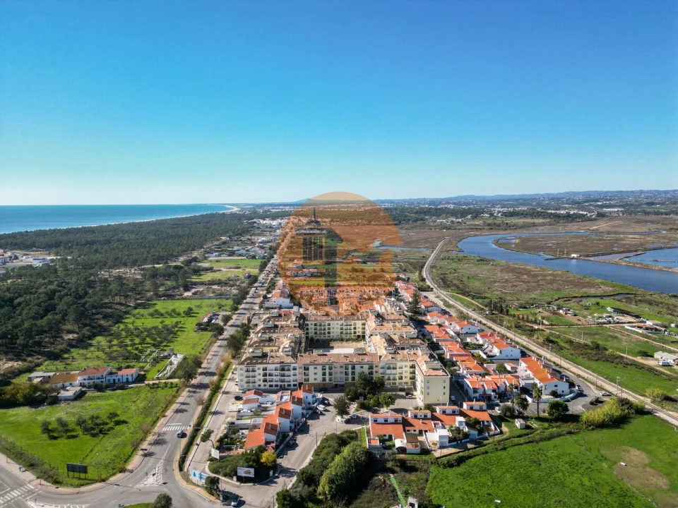 Moradia T4 para Venda em Monte Gordo Foto 23