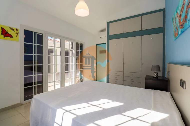 Moradia T4 para Venda em Monte Gordo Foto 16