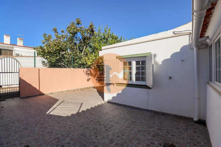 Moradia T4 para Venda em Monte Gordo Foto 39