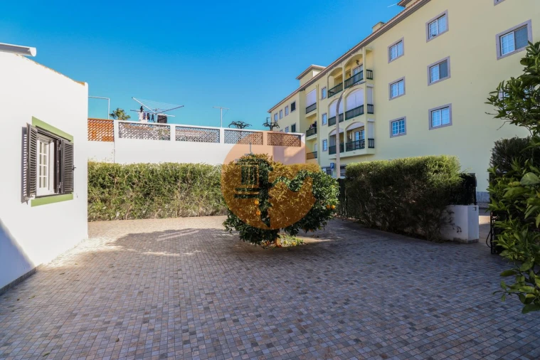 Moradia T4 para Venda em Monte Gordo Foto 46