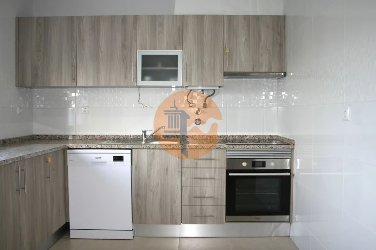 Moradia T2 para Venda em Giões Foto 4