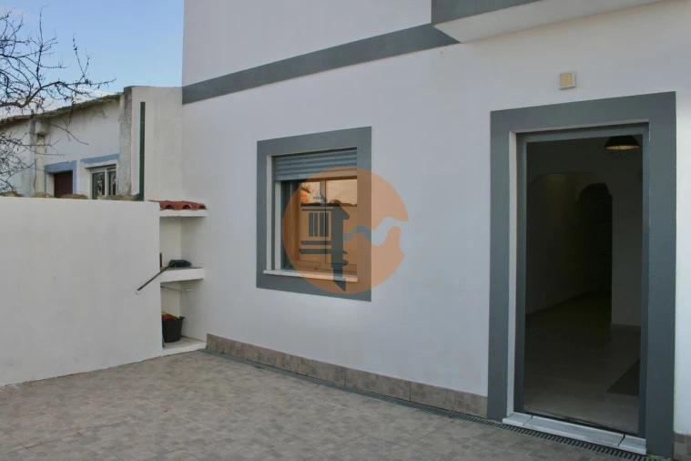 Moradia T2 para Venda em Giões Foto 3