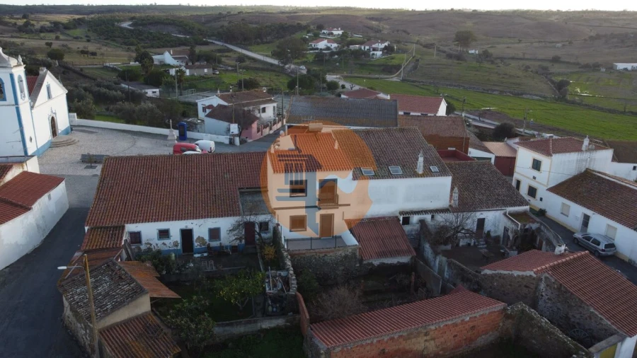 Moradia T2 para Venda em Giões Foto 1