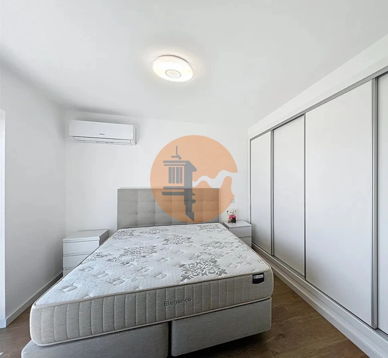Apartamento T2 para Venda em Vila Real de Santo Antonio Foto 12