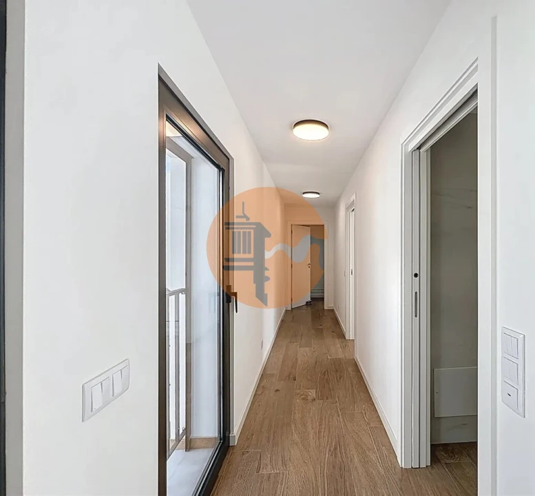 Apartamento T2 para Venda em Vila Real de Santo Antonio Foto 14