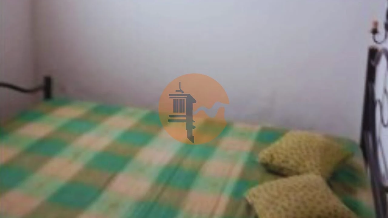 Moradia T2 para Venda em São João dos Caldeireiros Foto 7