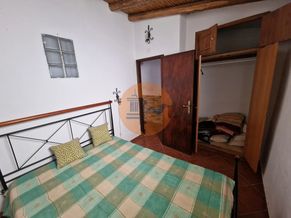 Moradia T2 para Venda em São João dos Caldeireiros Foto 4