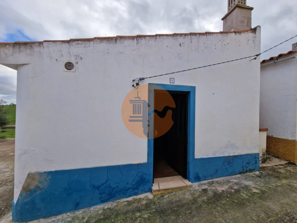Moradia T2 para Venda em São João dos Caldeireiros Foto 20