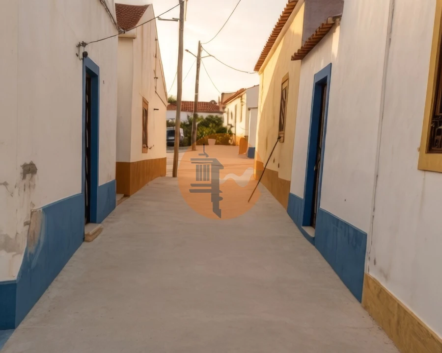 Moradia T2 para Venda em São João dos Caldeireiros Foto 2