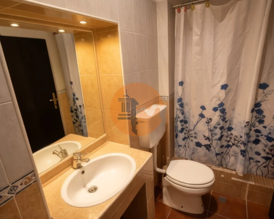 Moradia T2 para Venda em São João dos Caldeireiros Foto 11