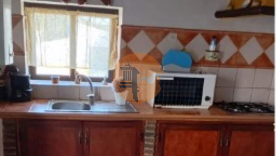 Moradia T2 para Venda em São João dos Caldeireiros Foto 4