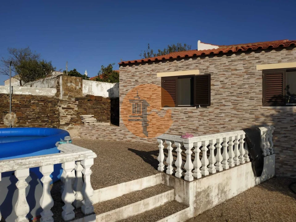 Moradia T3 para Venda em Azinhal Foto 6